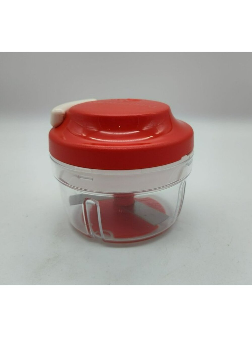 Tupperware Chop N Prep Mini Food Pull Cord Chopper Red 1.25 cup 300ml 6761C-4